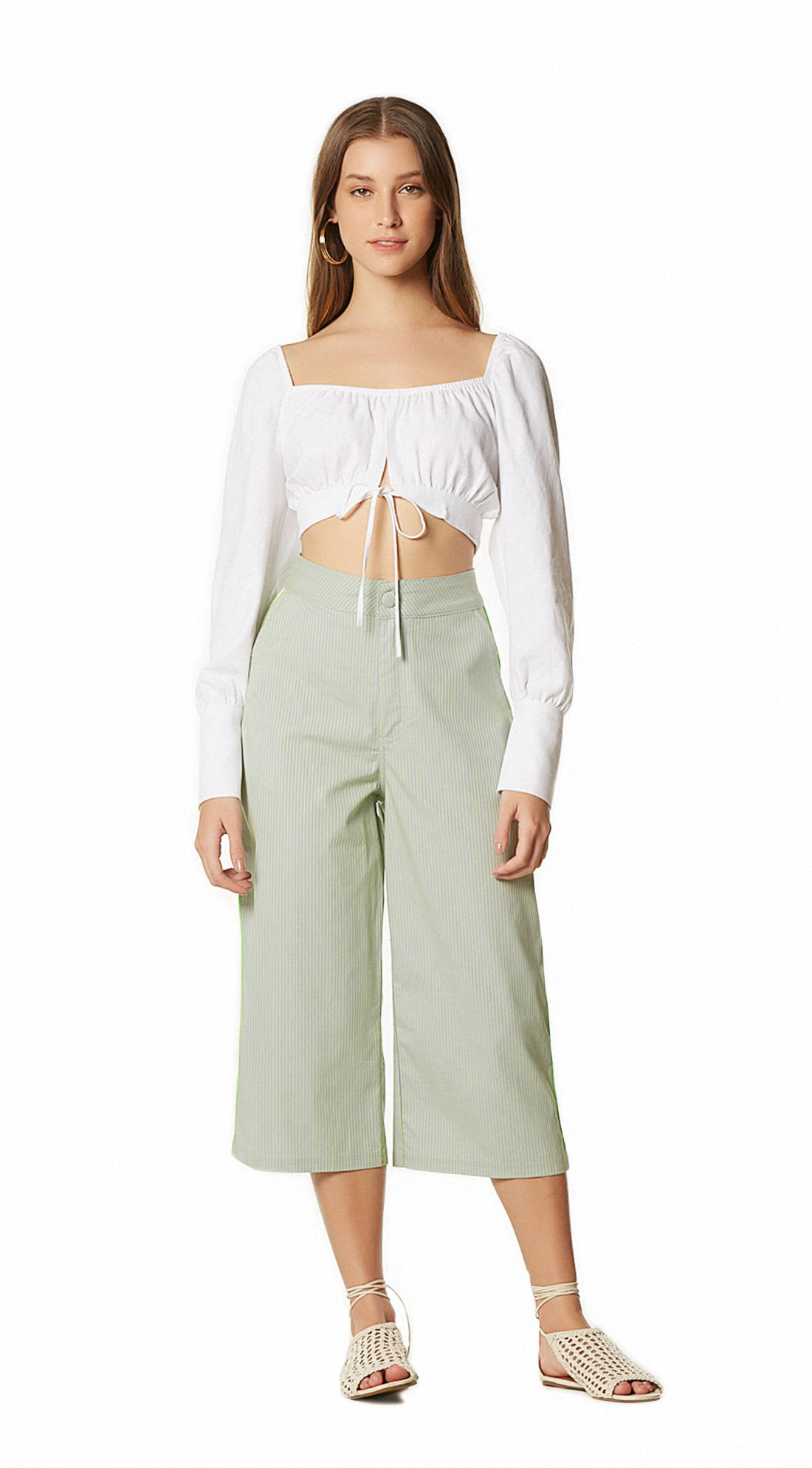 calça pantacourt cinza