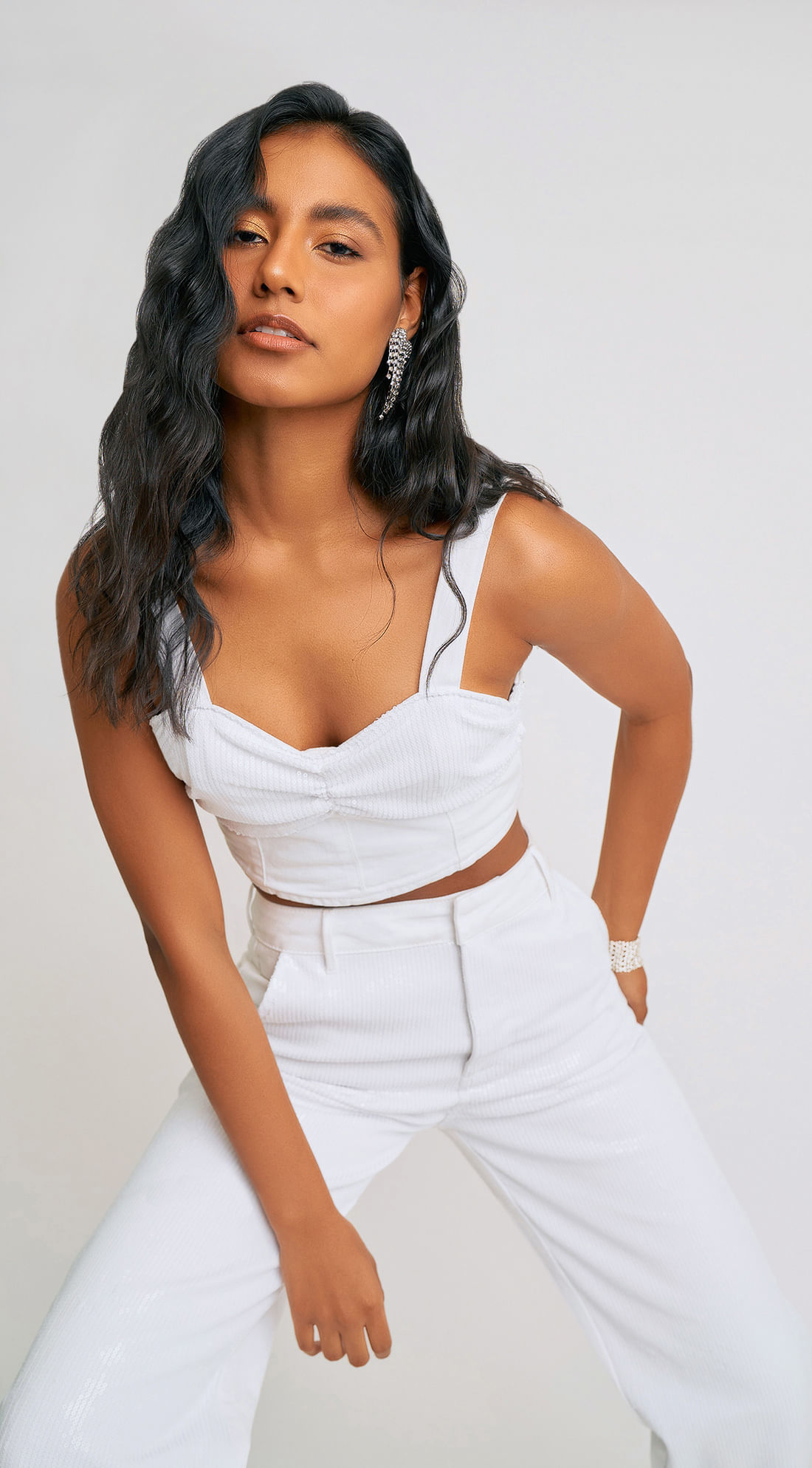 Top Zinco Justo Alça Detalhe Paetê Branco