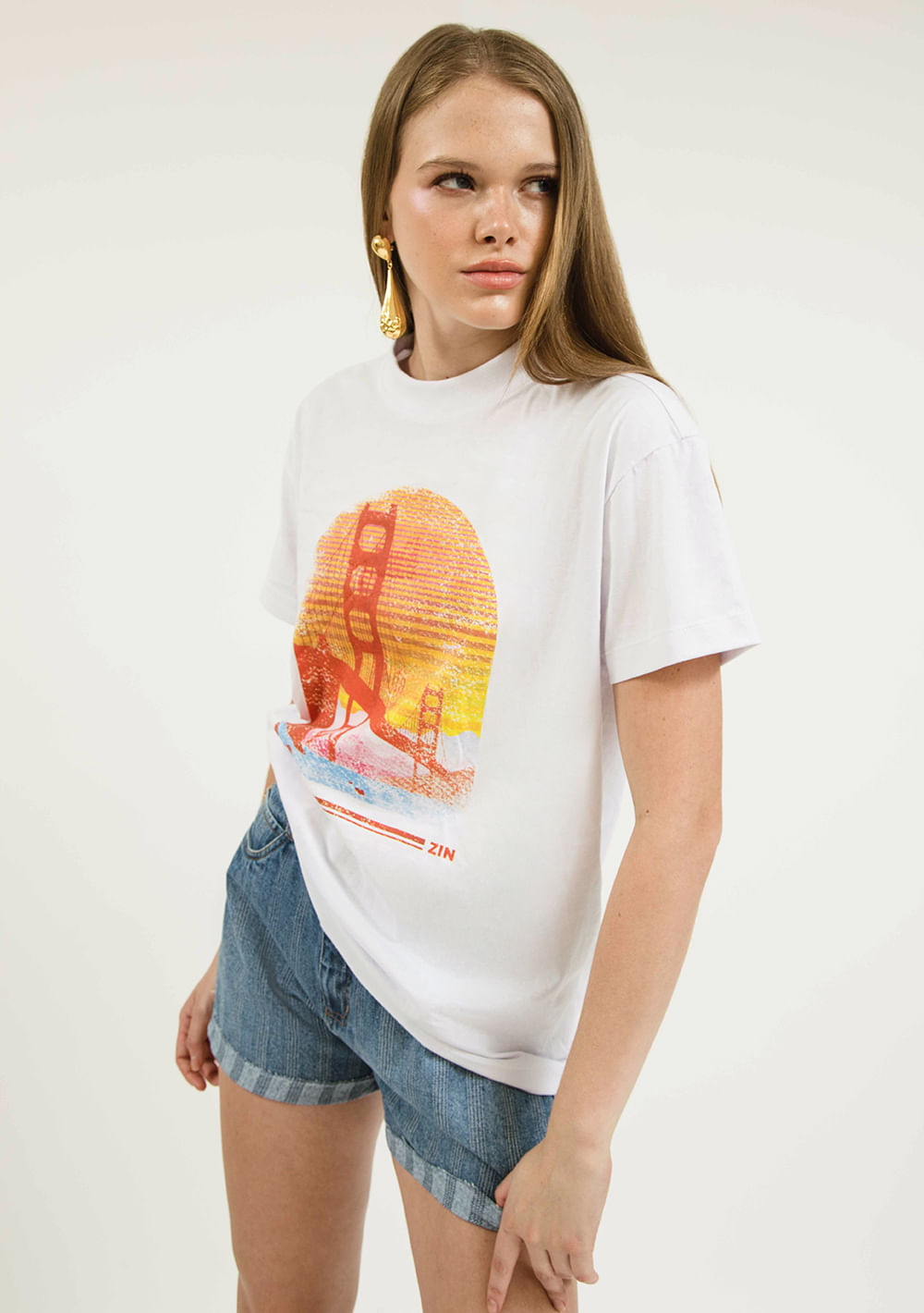 T-Shirt Zinco Decote Redondo Oversized Estampa Localizada Off White