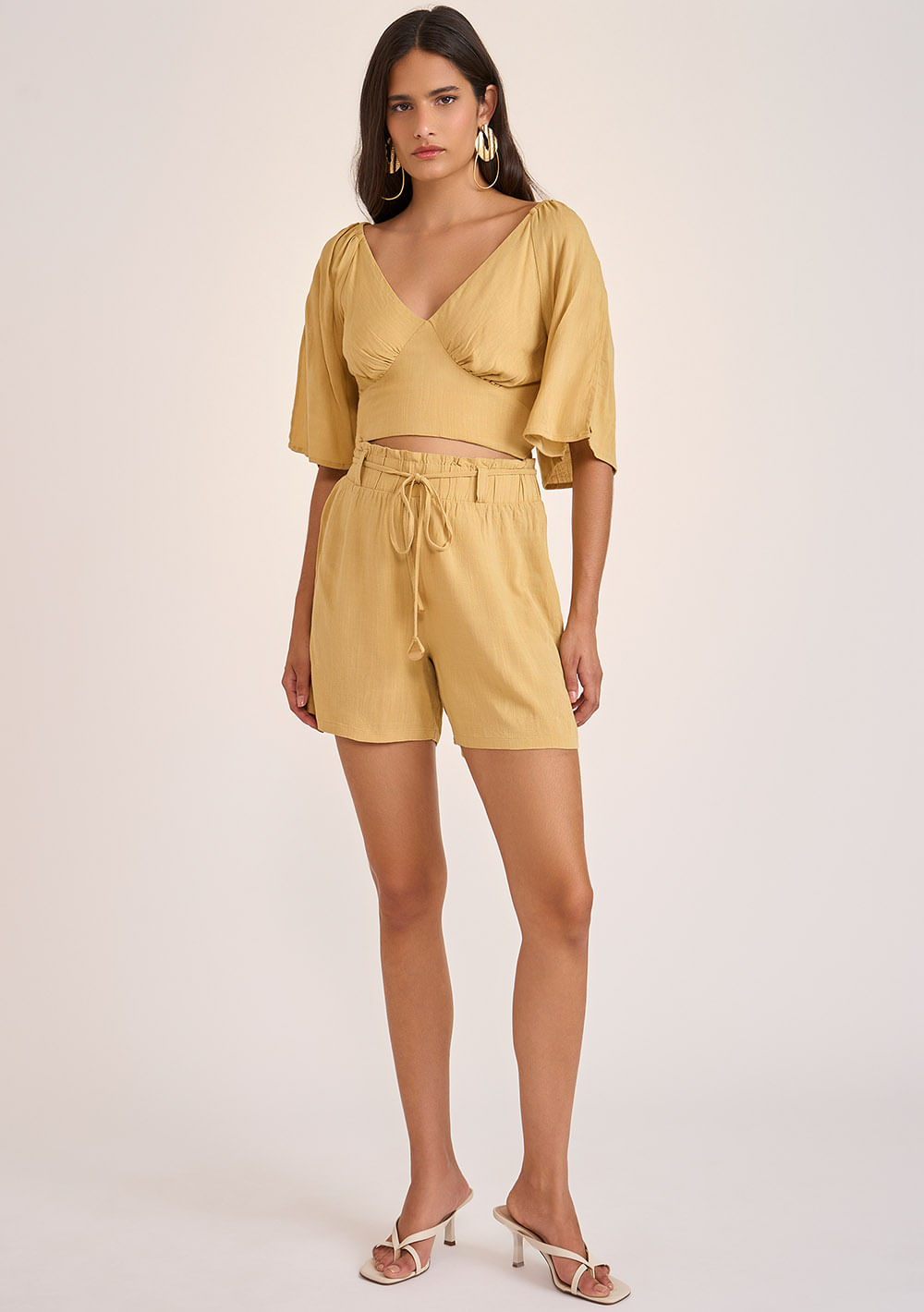 Shorts Zinco Reto Alta Bege