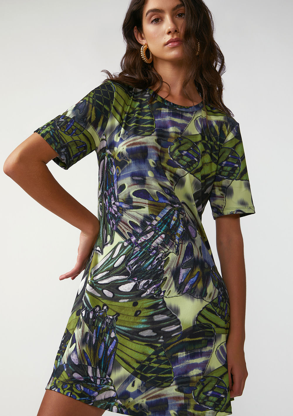 Vestido Zinco Solto Decote Careca Manga Curta Curto Verde