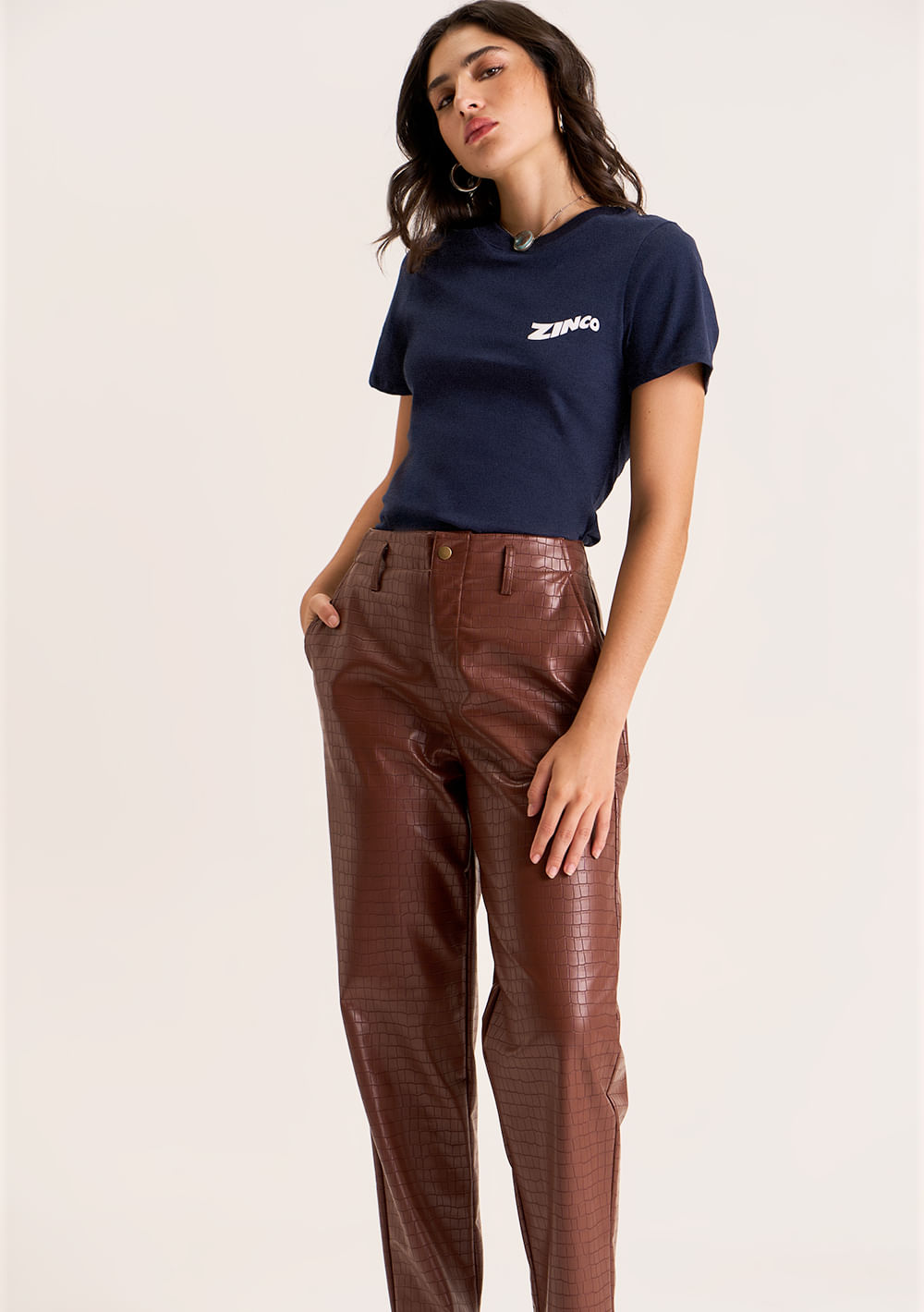 Calça Zinco Cenoura Alta Marrom