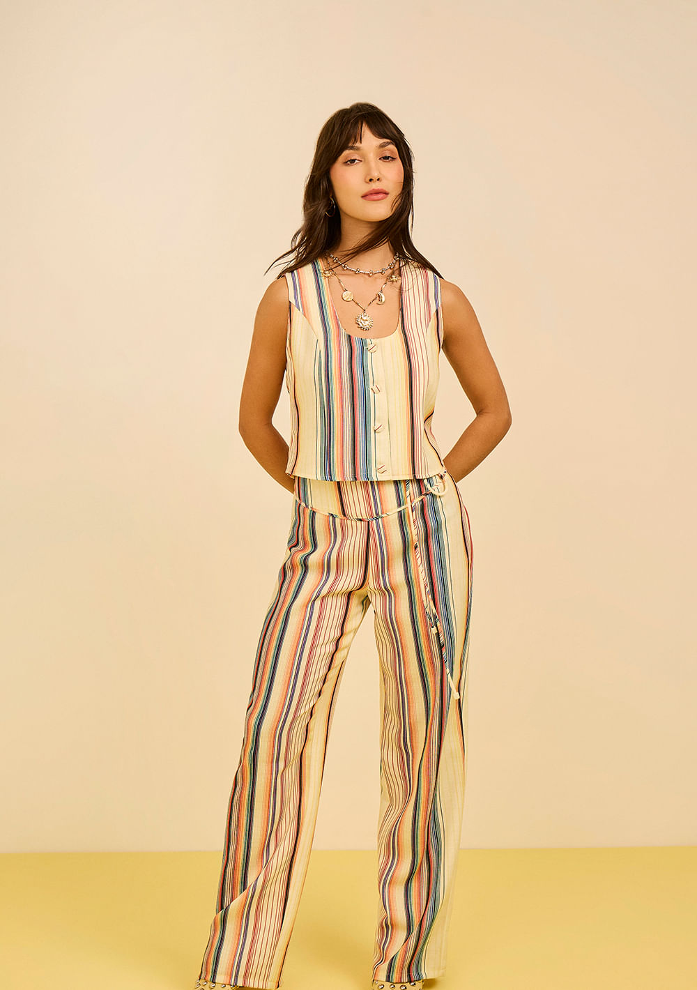 Calça Zinco Reta Média Amarelo