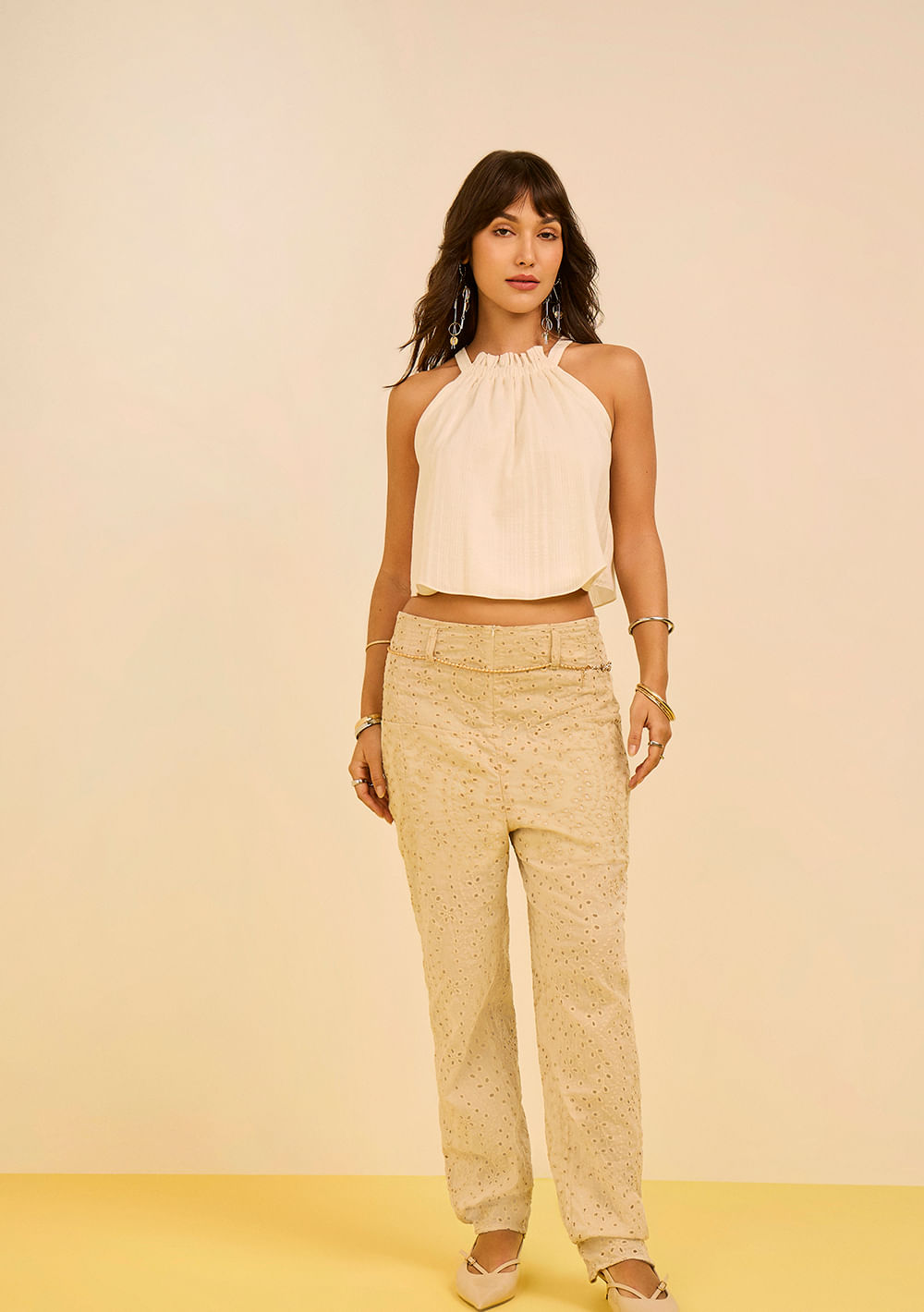 Top Zinco Decote Careca Alça Larga Off White