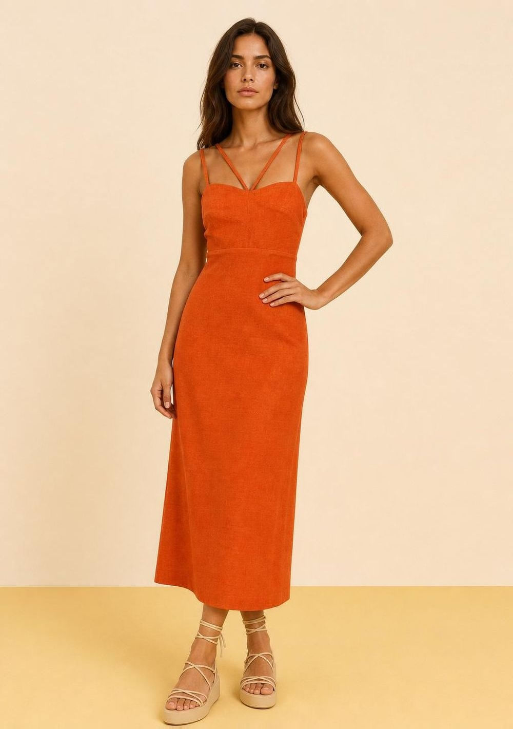 Vestido Zinco Ajustado Decote Reto Com Alça Midi Laranja