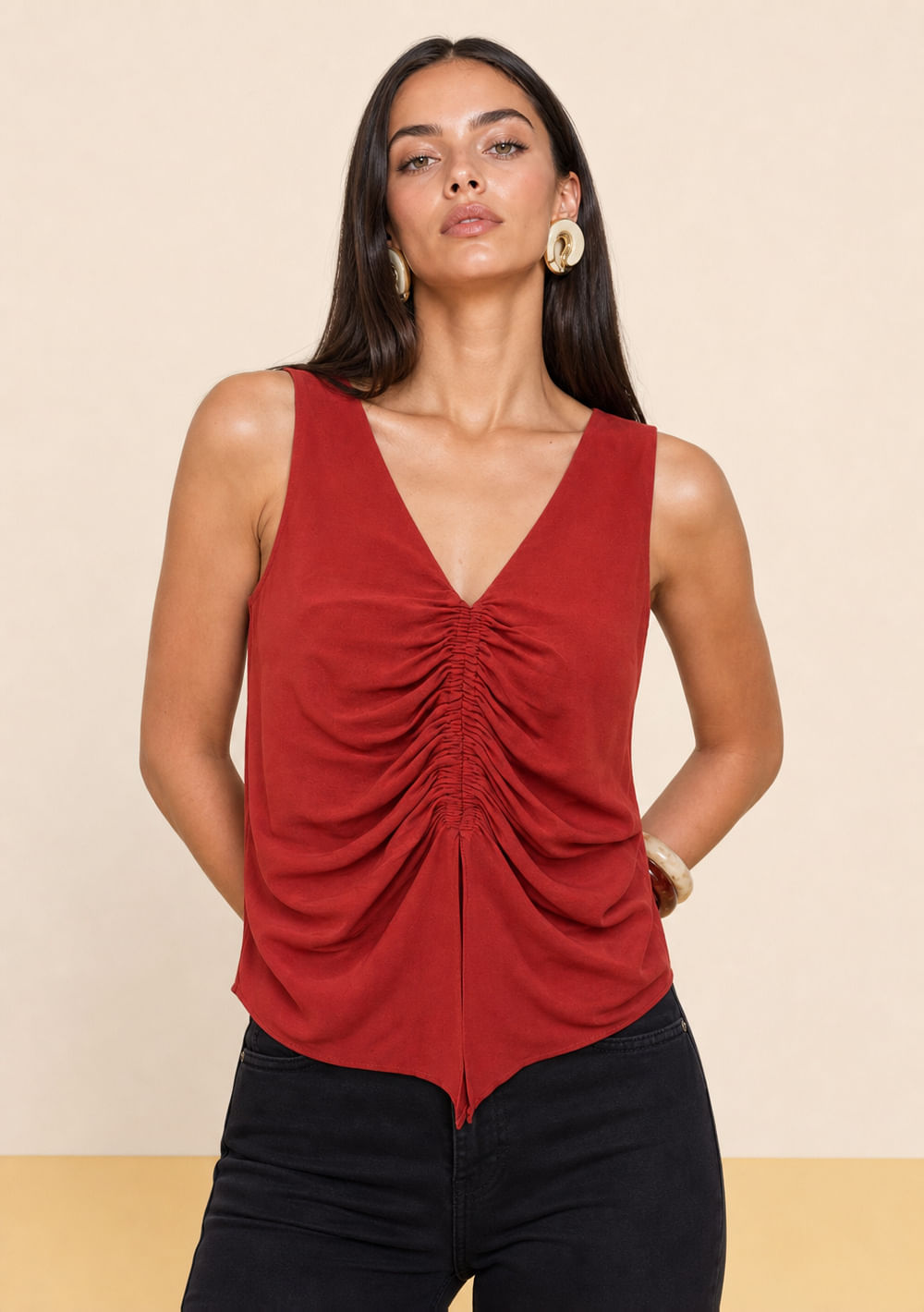 Regata Zinco Solta Decote V Cropped Vermelho
