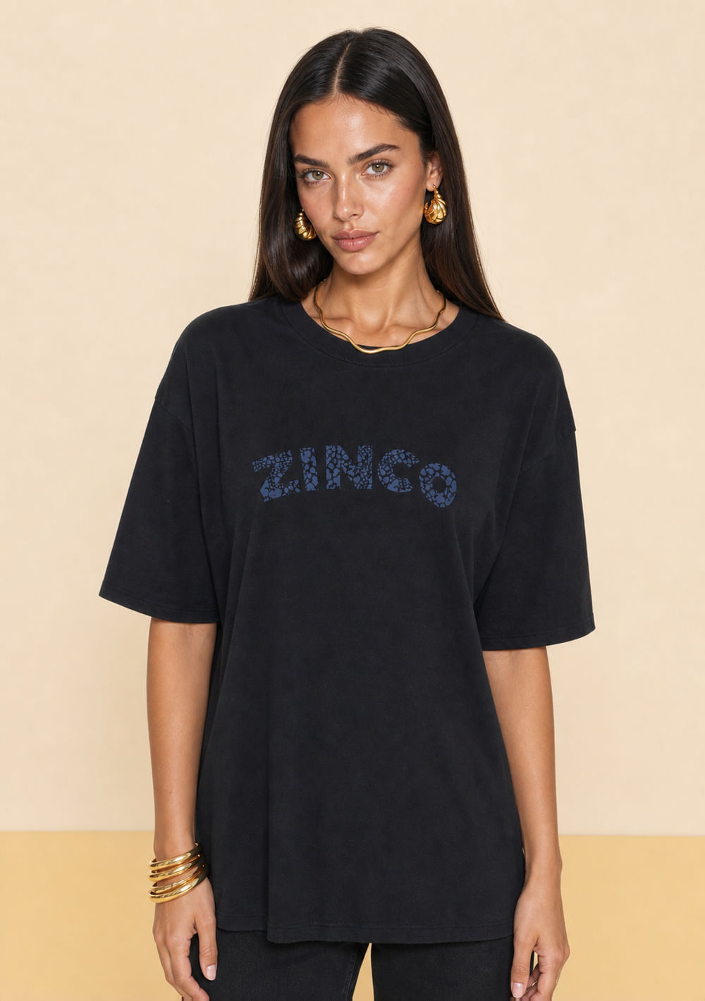 Camiseta Zinco Solta Decote Careca Manga Curta Padrão Preto
